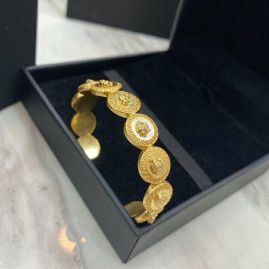 Picture of Versace Bracelet _SKUVersacebracelet12cly1016719